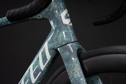 Sunpeed Victory Carbon Road Bike with Shimano 105 Di2