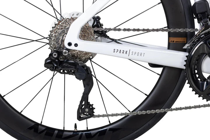 Pardus Spark Sport 105 Di2 12 Speed Carbon Road Bike with Carbon Wheelset
